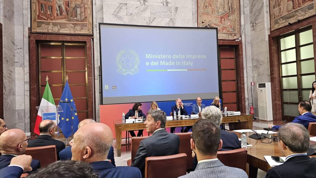 Tavolo automotive, centralità di Stellantis Melfi nel Piano Italia - Basilicata