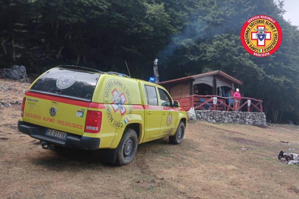 Immagine del post 10740 - Basilicata Escursionisti in difficoltà sul Pollino: doppio intervento del Soccorso Alpino e Speleologico - Basilicata