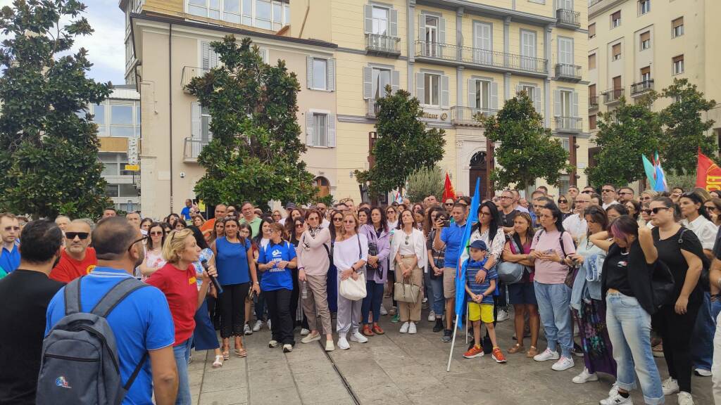 Immagine del post 16206 - Basilicata Vertenza Smartpaper, la versione dei sindacati - Basilicata