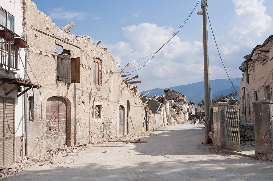 Fondi Sisma ’80: “E’ il solito effetto propaganda dell’assessore Pepe” - Basilicata
