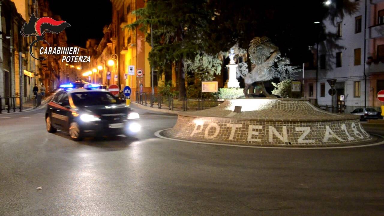 Spacciatori arrestati a Potenza: avevano droga di vario tipo - Basilicata