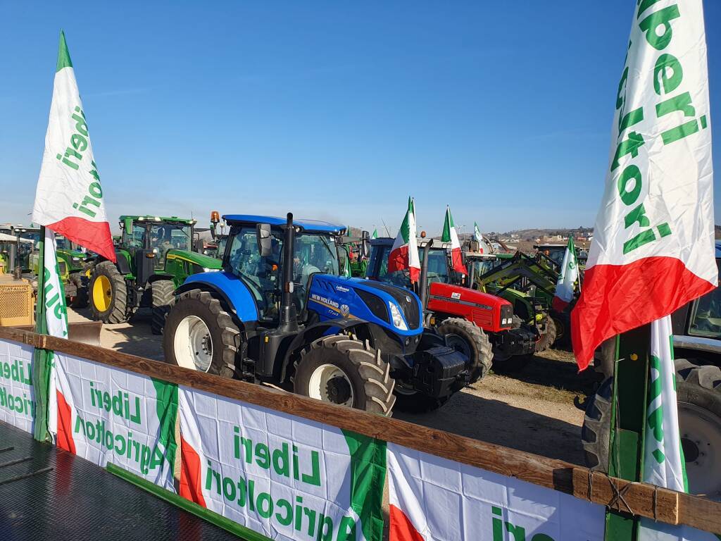 Immagine del post 25881 - Basilicata Europa Verde AVS: Solidarietà agli agricoltori di Scanzano Jonico - Basilicata