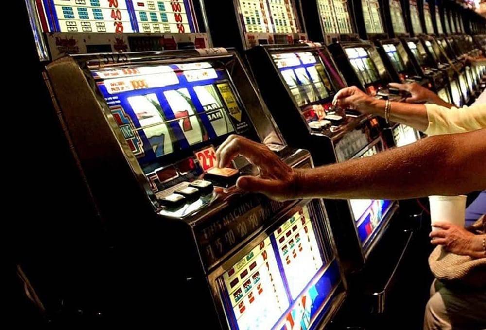 Gioco d’azzardo patologico e sovraindebitamento: centri di ascolto a Policoro, Matera e Potenza - Basilicata