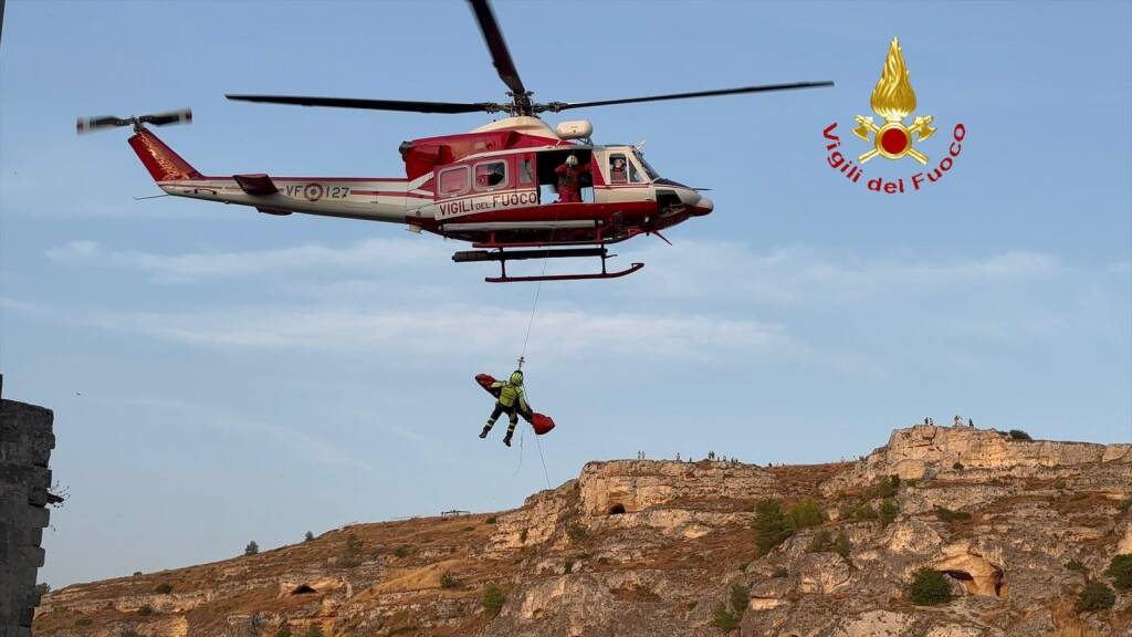 Immagine del post 10879 - Basilicata Matera, 25enne trovato morto su un costone della Gravina - Basilicata