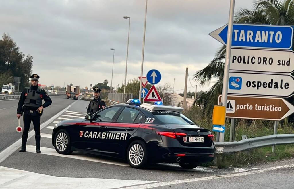 Immagine del post 15190 - Basilicata Policoro: i Carabinieri arrestano due persone per tentativo di furto in struttura ricettiva - Basilicata