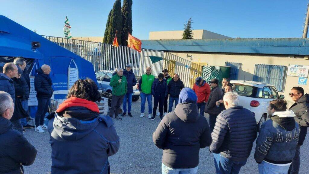 Immagine del post 20847 - Basilicata Stellantis, i piani si annunciano a Detroit, ma i lavoratori attendono risposte a Melfi - Basilicata