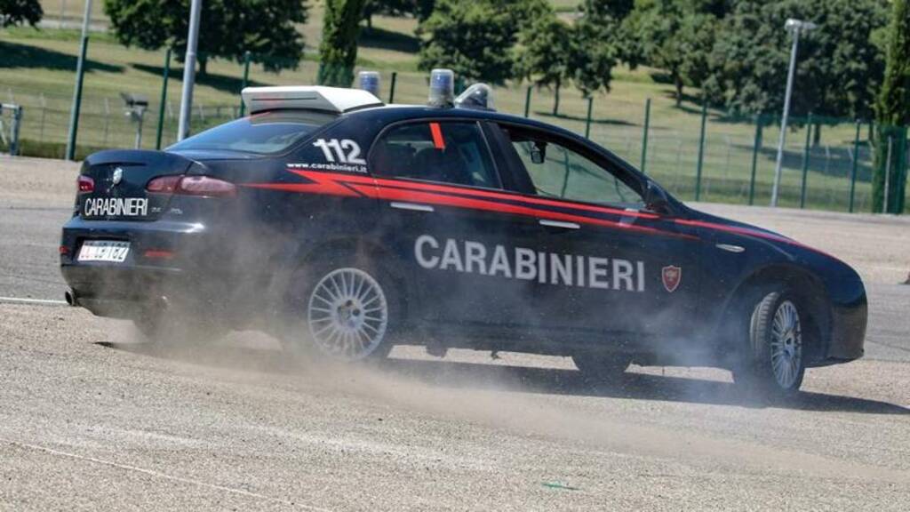 Colpito alla testa da un proiettile: 17enne in condizioni gravissime - Basilicata