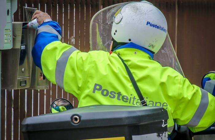 Poste “fuorilegge”: 3.000 ore di lavoro straordinario non pagate ai precari - Basilicata
