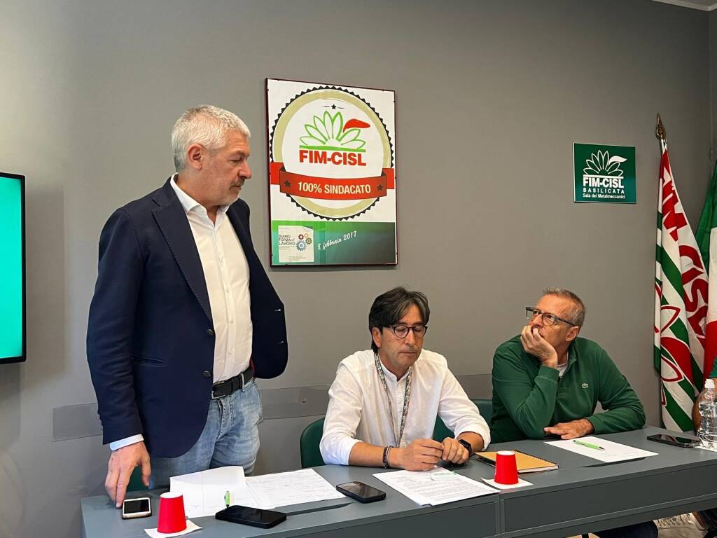 Immagine del post 11877 - Basilicata Stellantis Melfi, Uliano: “confronto immediato su volumi e ammortizzatori” - Basilicata