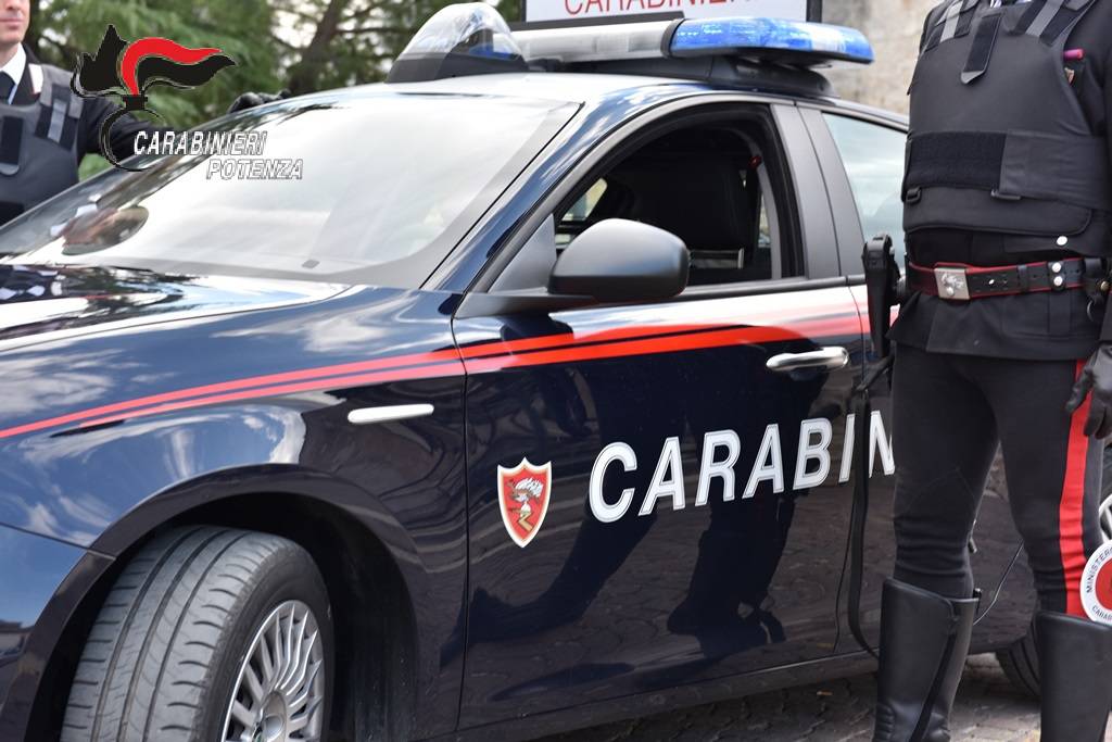 Immagine del post 17507 - Basilicata Aggredisce l’ex compagna: 43enne arrestato dai Carabinieri nel Vulture Melfese - Basilicata