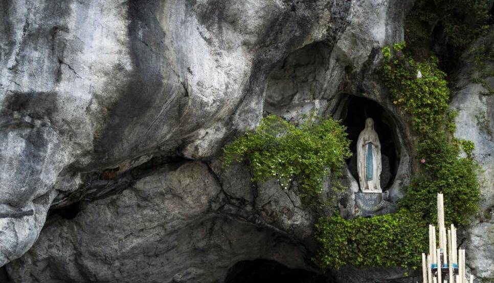 Immagine del post 10042 - Basilicata Malata di sclerosi laterale primaria, va a Lourdes e guarisce - Basilicata