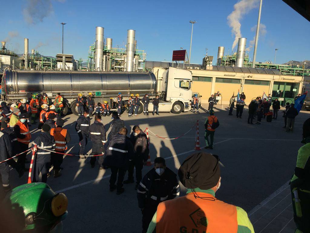 Val d’Agri, Eni conferma tenuta occupazionale. Sindacati: “serve confronto approfondito” - Basilicata