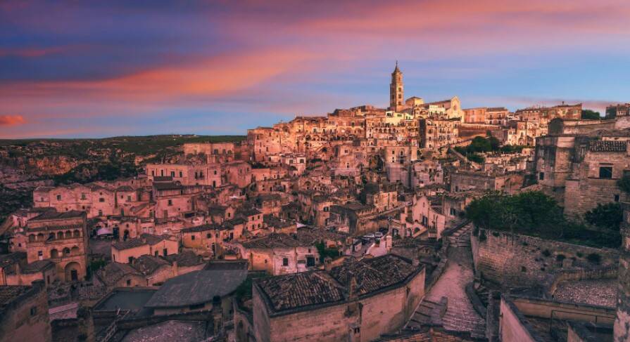 Immagine del post 4701 - Basilicata Comunali 2025: Il paradigma materano, la tenia partitocratica, lo storico Tacito - Basilicata