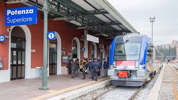 Immagine del post 26487 - Basilicata Basilicata: “pendolari ignorati dall’Osservatorio dei trasporti - Basilicata