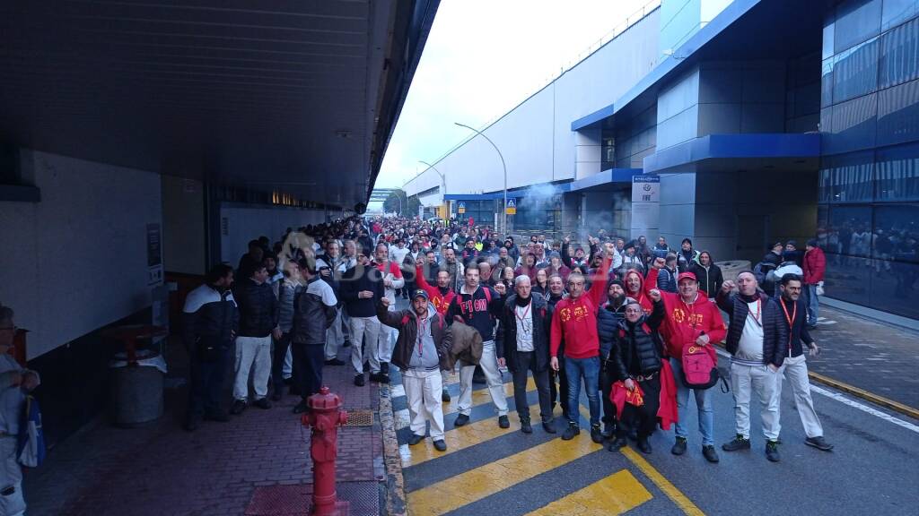 Stellantis: a Pomigliano si sciopera e a Melfi “si dorme” - Basilicata