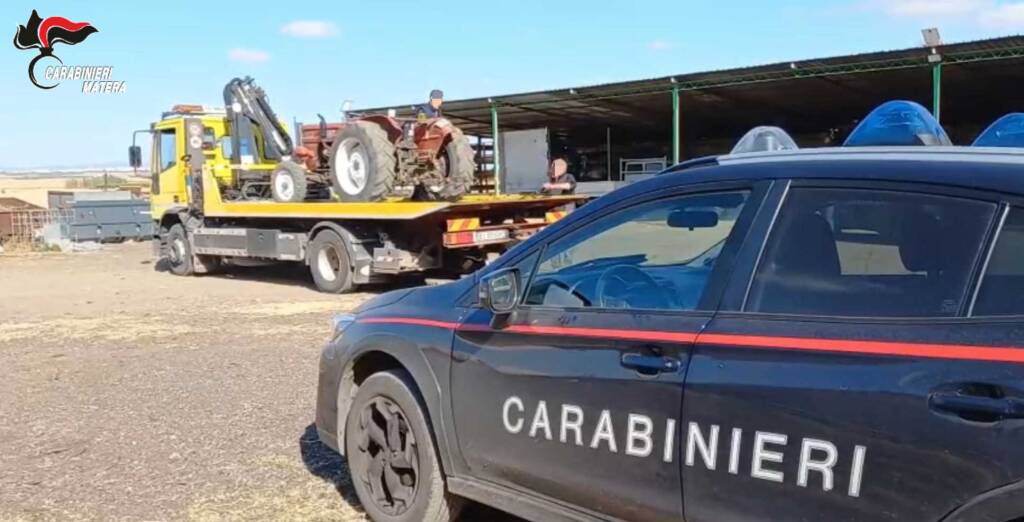 Riciclaggio di mezzi agricoli: blitz dei Carabinieri in 22 aziende - Basilicata