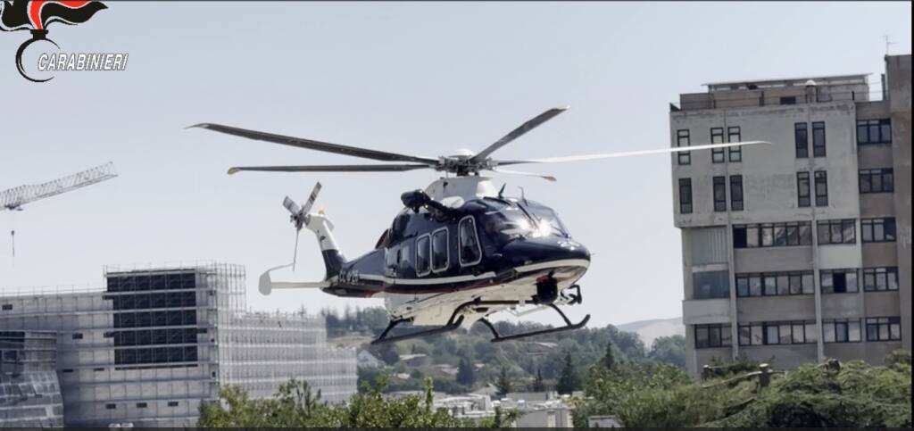 “Fiamma” in volo sul Vulture Melfese: controlli straordinari dei carabinieri - Basilicata
