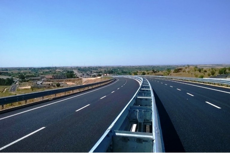 Cede traliccio in territorio di Palo, interrotta SS 96 - Gravina in Puglia