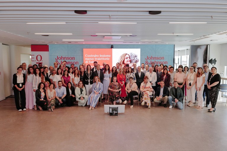 Immagine del post 22365 - Gravina in Puglia M.I.Cro. Italia ODV alla Patient Association Academy di Johnson & Johnson - Gravina in Puglia