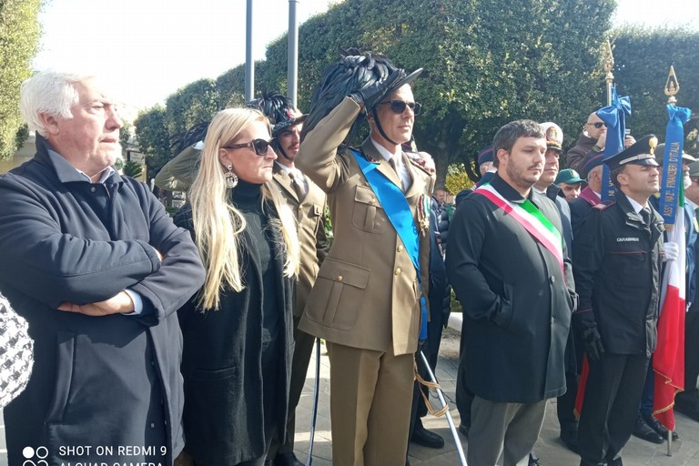Immagine del post 13464 - Gravina in Puglia Gravina onora l’Unità d’Italia e le Forze Armate - Gravina in Puglia