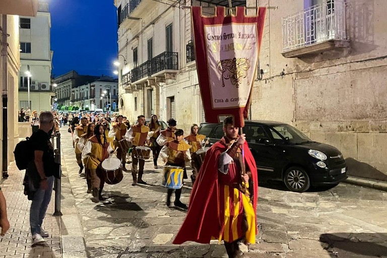 Il Centro Studi Nundinae illuminerà il Corteo Storico di San Nicola - Gravina in Puglia