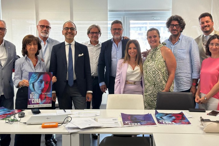Immagine del post 11309 - Gravina in Puglia Screening Hcv, accordo Regione-laboratori analisi - Gravina in Puglia