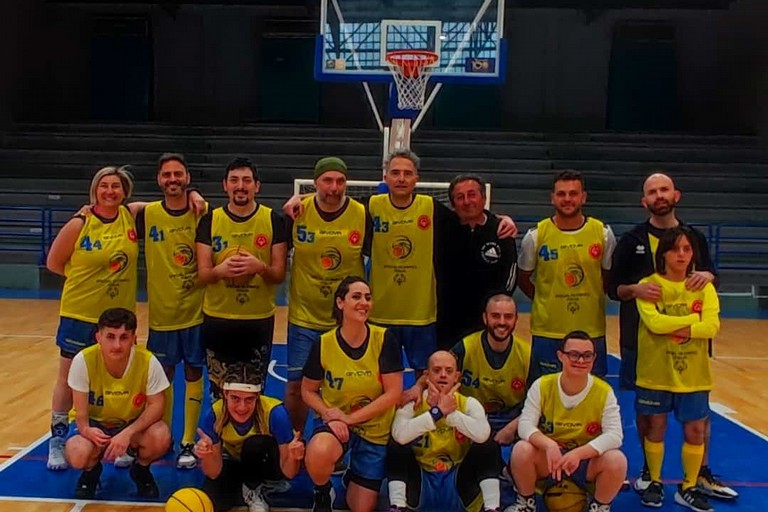 Immagine del post 3416 - Gravina in Puglia Basket Inclusivo, prima di campionato a Gravina - Gravina in Puglia