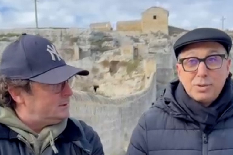 Immagine del post 638 - Gravina in Puglia Il Vescovo a spasso sul ponte acquedotto - Gravina in Puglia