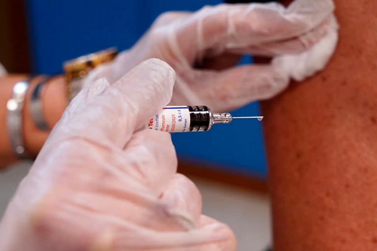 Immagine del post 25804 - Gravina in Puglia Dipartimento Salute: raggiunta l’intesa sui vaccini nelle farmacie - Gravina in Puglia