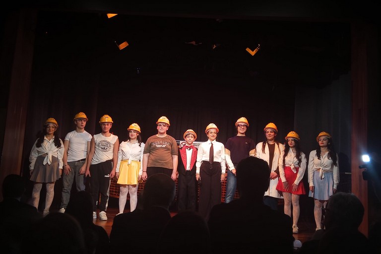 Immagine del post 723 - Gravina in Puglia Il Teatro come Voce di Denuncia: una Serata di Riflessione sulla Sicurezza sul Lavoro - Gravina in Puglia