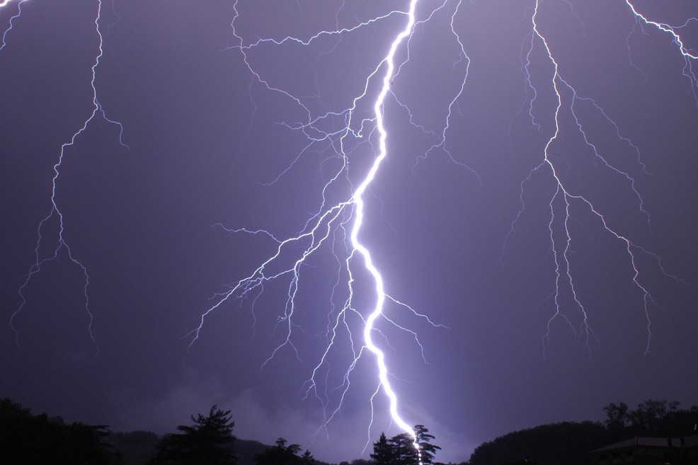 Immagine del post 6435 - Gravina in Puglia Allerta meteo gialla, previsti Temporali - Gravina in Puglia