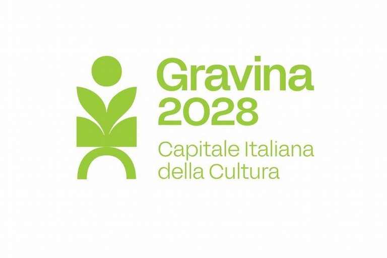 Immagine del post 11581 - Gravina in Puglia Pietra, grotte, ponte, grano e sole: presentato il logo di Gravina2028 - Gravina in Puglia