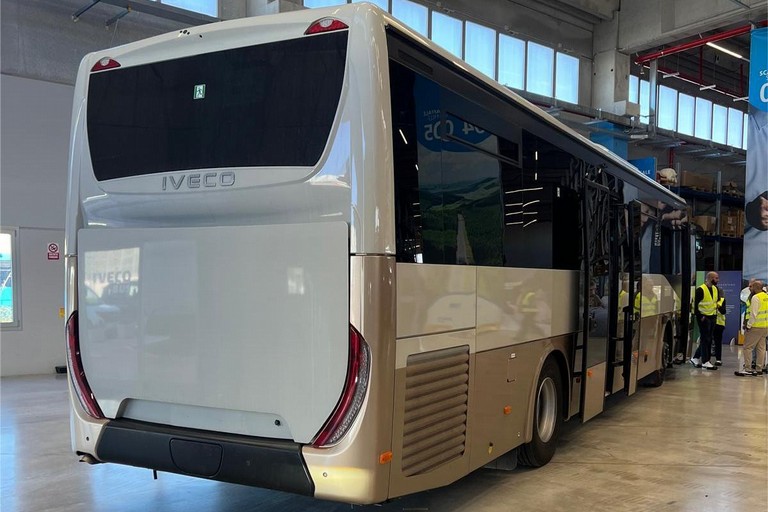 Immagine del post 13883 - Gravina in Puglia Nuovi autobus per la Città Metropolitana di Bari - Gravina in Puglia