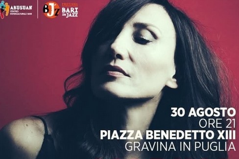 Immagine del post 23954 - Gravina in Puglia Marina Rei in concerto a Gravina - Gravina in Puglia