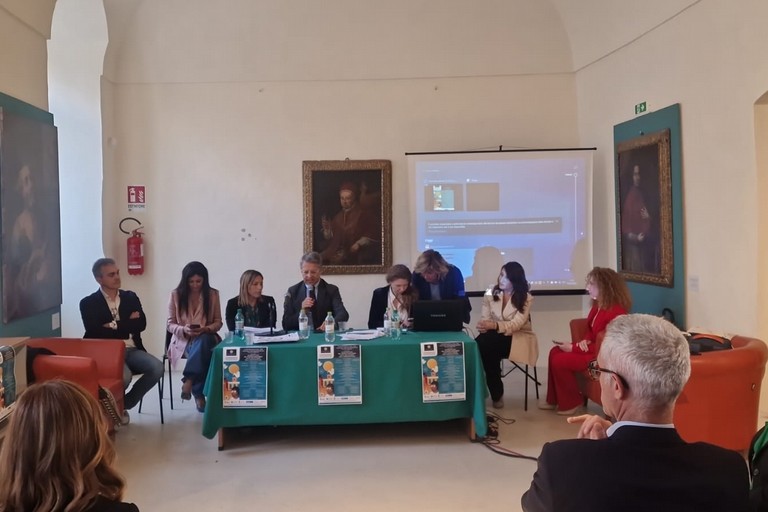 Immagine del post 7417 - Gravina in Puglia Sostenibilità e innovazione: il futuro del turismo nelle aree interne della Puglia - Gravina in Puglia