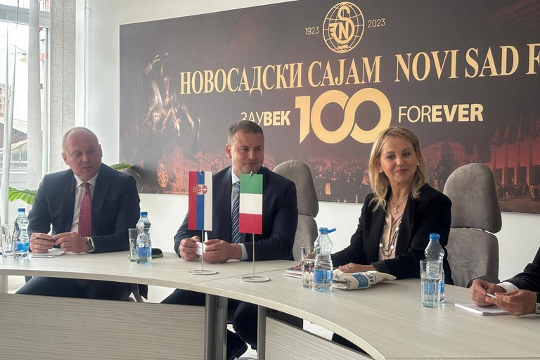 Immagine del post 7407 - Gravina in Puglia Gravina-Novi Sad: prosegue l’iter gemellaggio Italia- Serbia - Gravina in Puglia