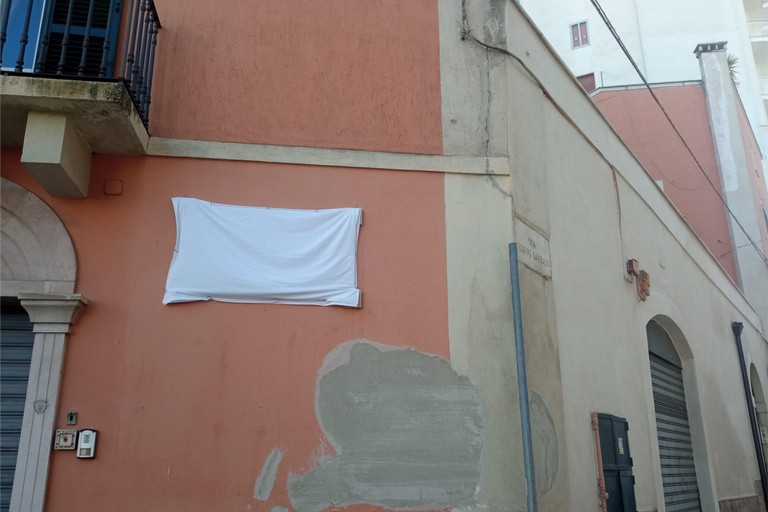 Una targa per ricordare il passaggio della torcia olimpica del 2006 - Gravina in Puglia