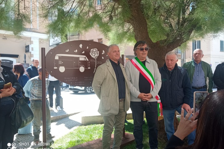 Immagine del post 20747 - Gravina in Puglia 50 anni fa 10 operai morivano in un incidente - Gravina in Puglia