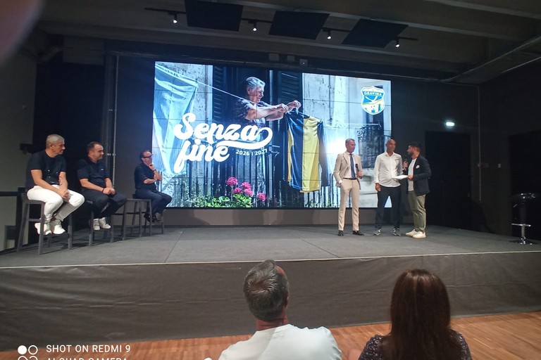 Immagine del post 23059 - Gravina in Puglia Fbc, Amore senza fine - Gravina in Puglia