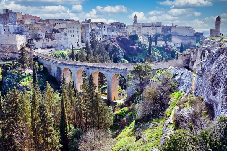 Immagine del post 2549 - Gravina in Puglia Il ponte acquedotto all’aeroporto di Bari - Gravina in Puglia