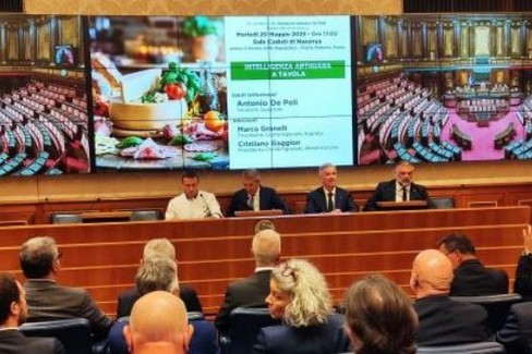 Immagine del post 7561 - Gravina in Puglia I vini dell’agricola Capone all’Intelligenza Artigianale a tavola - Gravina in Puglia
