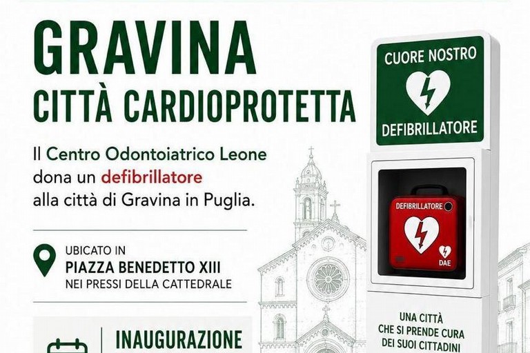 Gravina “città cardioprotetta”: il Centro Odontoiatrico Leone dona un defibrillatore alla città - Gravina in Puglia