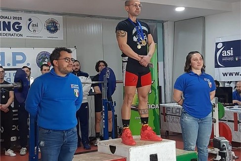Immagine del post 2607 - Gravina in Puglia Powerlifting, Filippo Mascellaro si conferma ai vertici - Gravina in Puglia