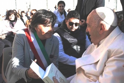 Immagine del post 6398 - Gravina in Puglia Quando Papa Francesco ricordò Benedetto XIII Pontefice “che non cedette a mondanità e carrierismo” - Gravina in Puglia