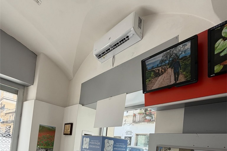 Immagine del post 23199 - Gravina in Puglia Infopoint, ripristinati i climatizzatori - Gravina in Puglia