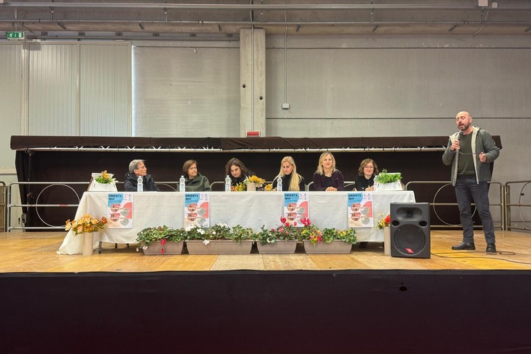 Immagine del post 15314 - Gravina in Puglia Grande successo per “Orienta Qui” - Gravina in Puglia