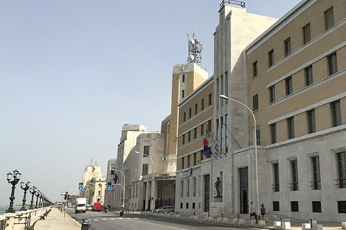 Buco sanità, Centrodestra in piazza contro aumento Irpef - Gravina in Puglia