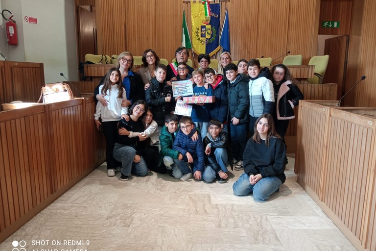 Immagine del post 14354 - Gravina in Puglia A Palazzo di Città il sindaco premia i vincitori dello ScacciaRischi - Gravina in Puglia