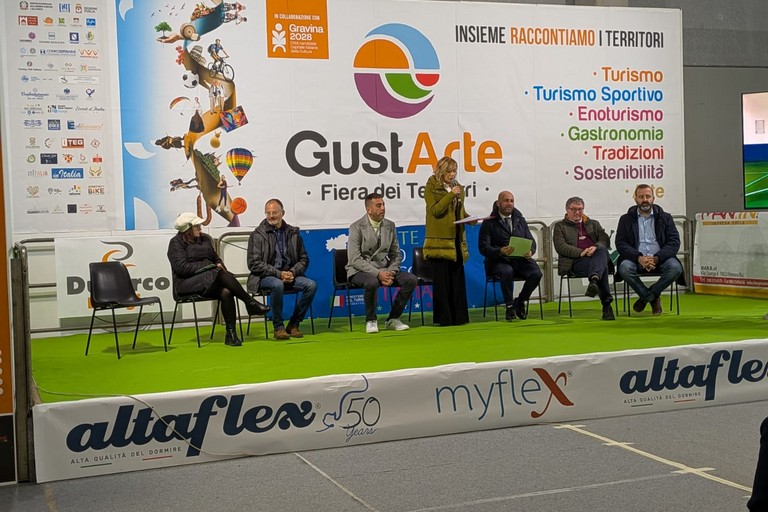 Immagine del post 14415 - Gravina in Puglia L’EPLI incontra gli studenti pugliesi - Gravina in Puglia