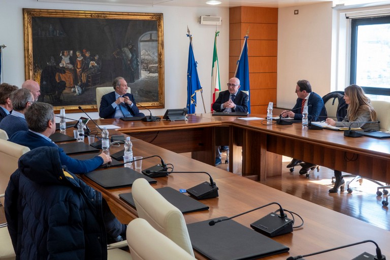Immagine del post 4400 - Matera Sindacati: fare presto per risolvere vertenza Callmat - Matera